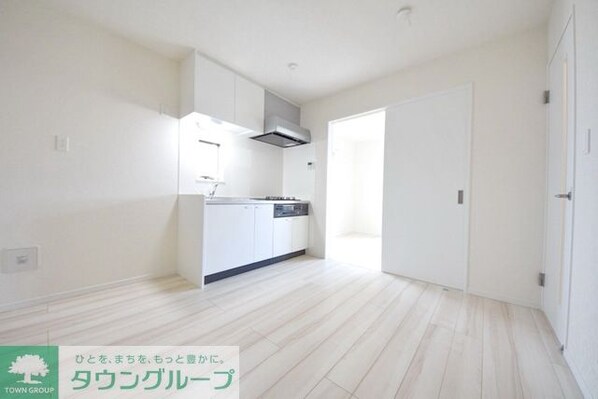 ナリトモ仁戸名B棟の物件内観写真